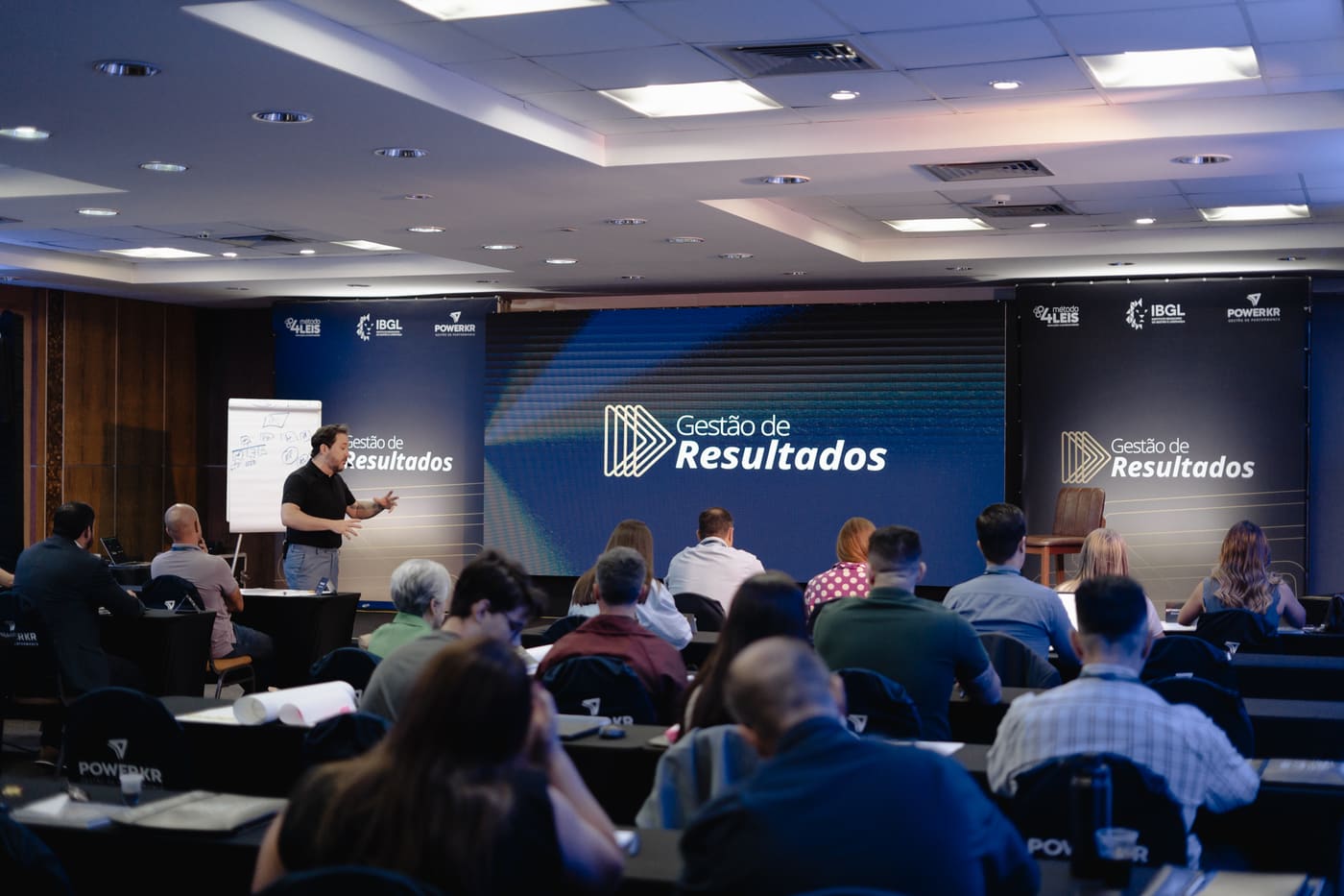 Fabiano Zanzin apresentando para a turma na Imersão GDR